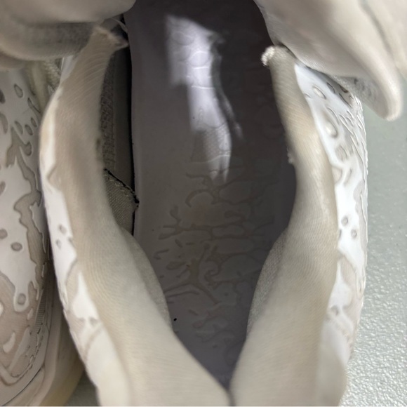 Jordan Zion 3 Athletic Basketball Shoes Sneakers Youth Size 4Y Boys DV3869-103 - Picture 7 of 10